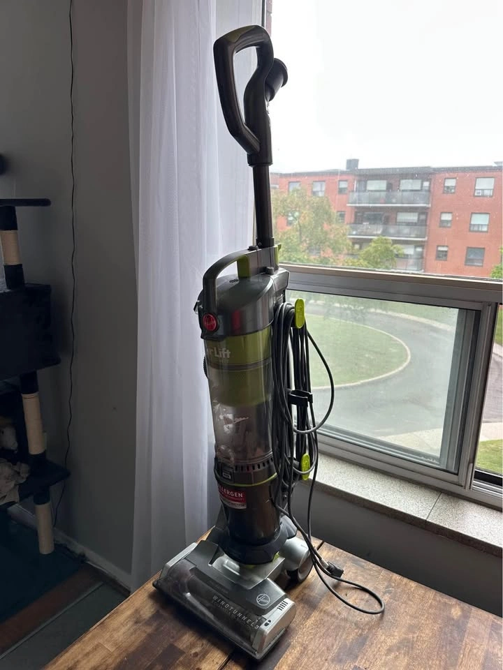 Hoover WindTunnel 3 Air Lift Upright Vacuum Cleaner - photo 2