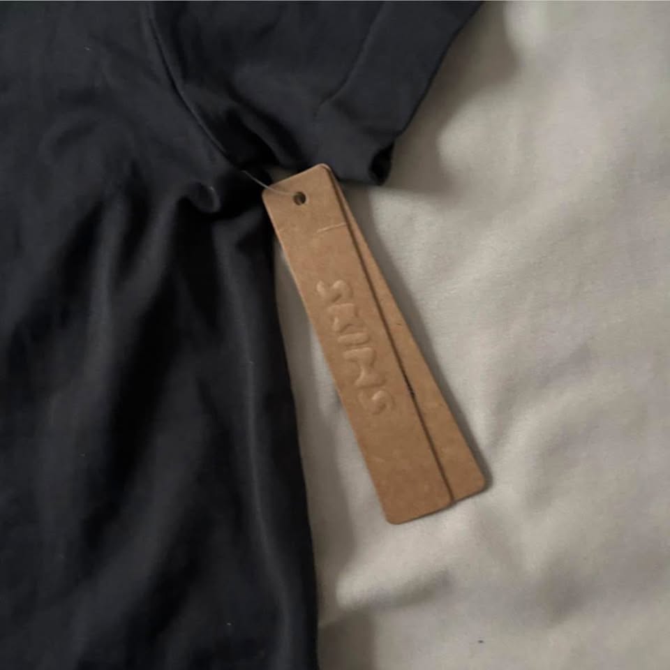 Skims Black Soft Smoothing Seamless T-Shirt - photo 2
