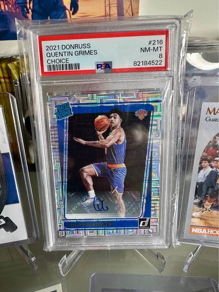 New York Knicks Team Lot With A Jersey of Your Choice! - photo 5
