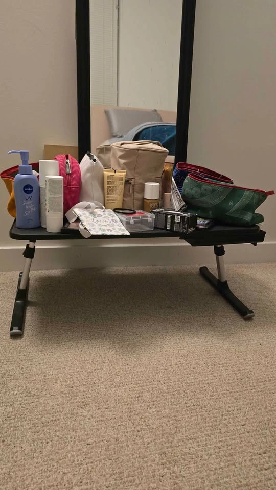 Adjustable Laptop Bed Tray with Sled Legs - photo 2