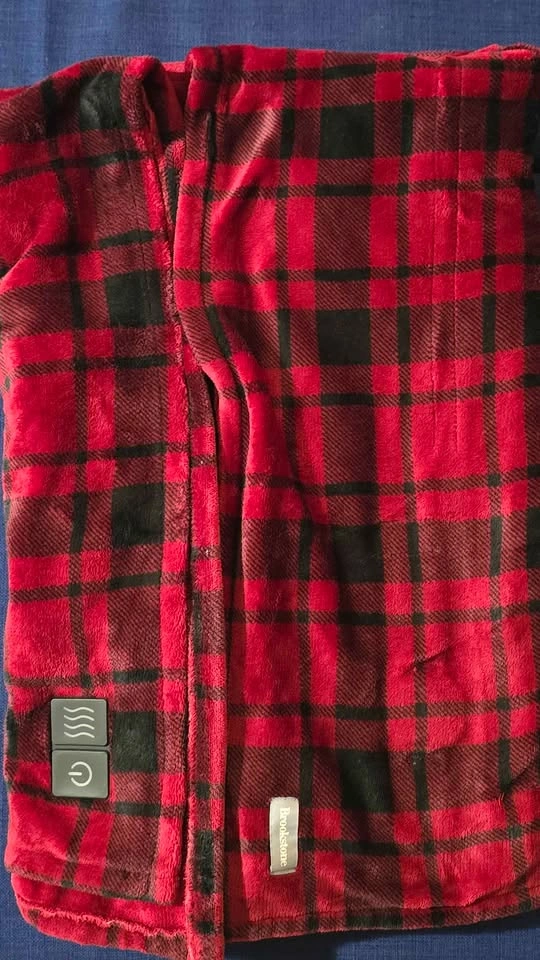 Brookstone Heated Throw - photo 3