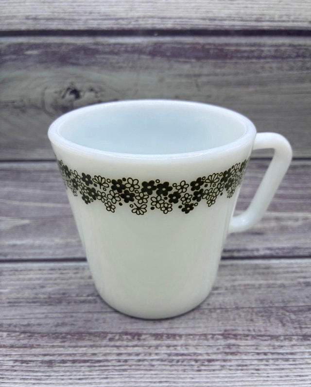 Vintage Pyrex Spring Blossom Mugs x 4 - photo 3