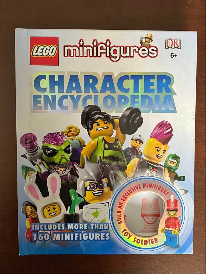 LEGO Minifigures Character Encyclopedia Book w/ Exclusive Toy So