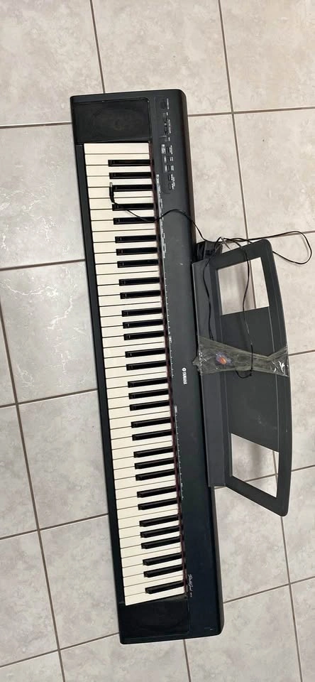 Yamaha Piaggero Digital Keyboard