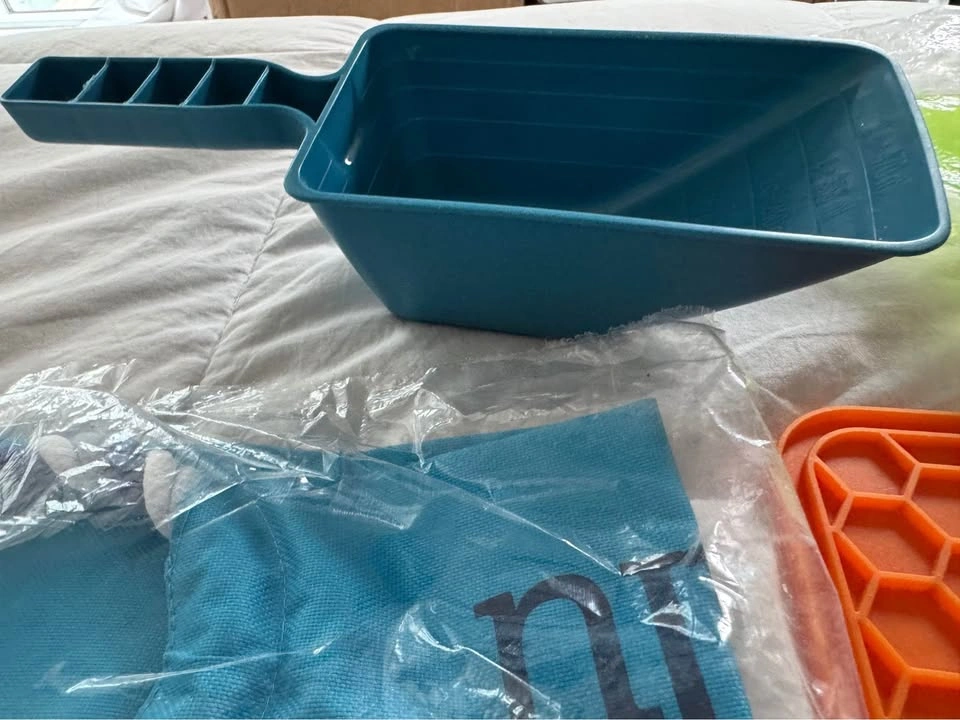 Dog Accessories Lot, Most Items are Brand New $20 for All - photo 4