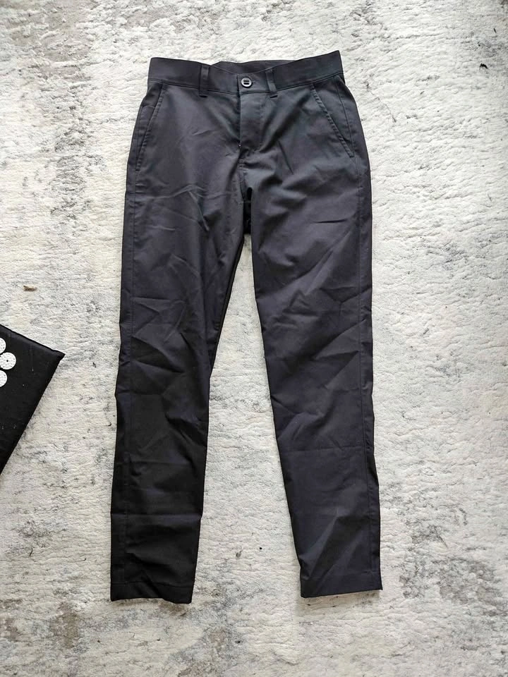 Black Lulu pant size 28