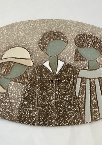 LOUISE & SIMON CANTIN Studio Pottery Wall Plaque, Quebec - photo 2