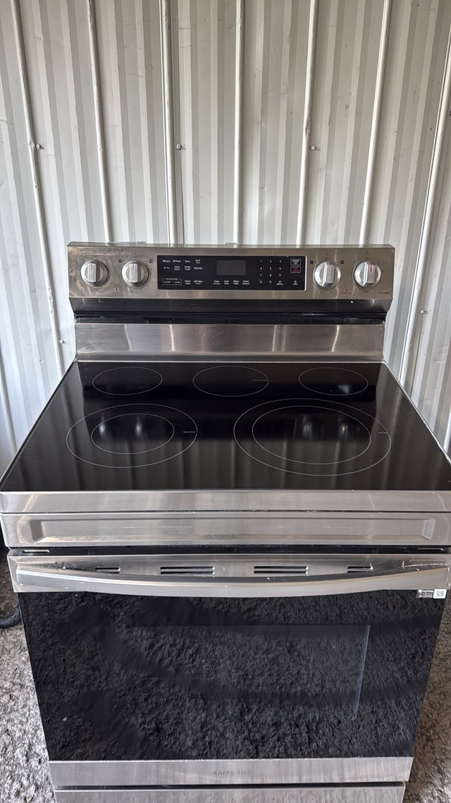 Samsung Electric Stove - photo 3