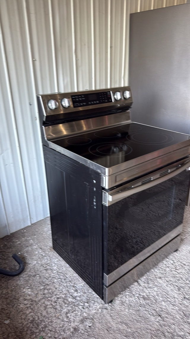 Samsung Electric Stove - photo 4