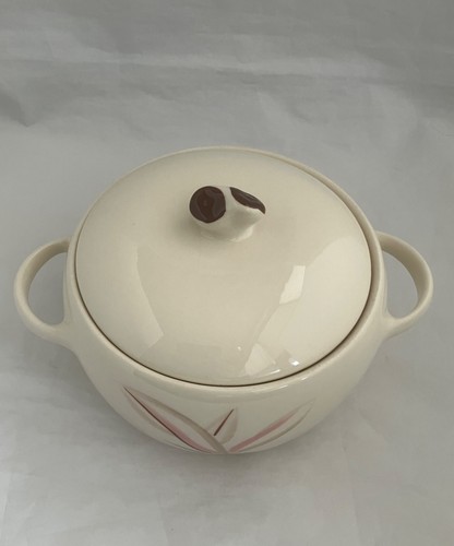 WINFIELD CHINA Mid-Century "Dragon Flower" Casserole Bowl - photo 2