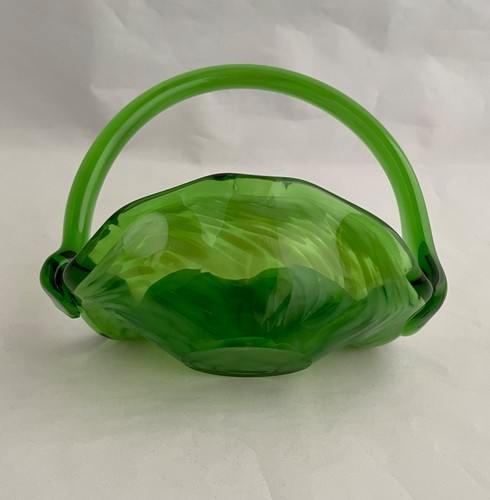 CONTINENTAL GLASS Hand Crafted Basket, Calgary, Alberta - photo 4
