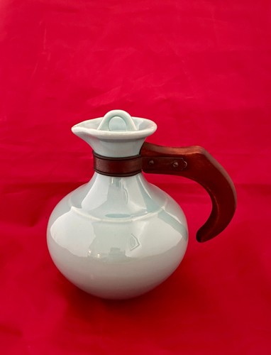 GLADDING McBEAN 1930's California Pottery Pitcher with Lid
