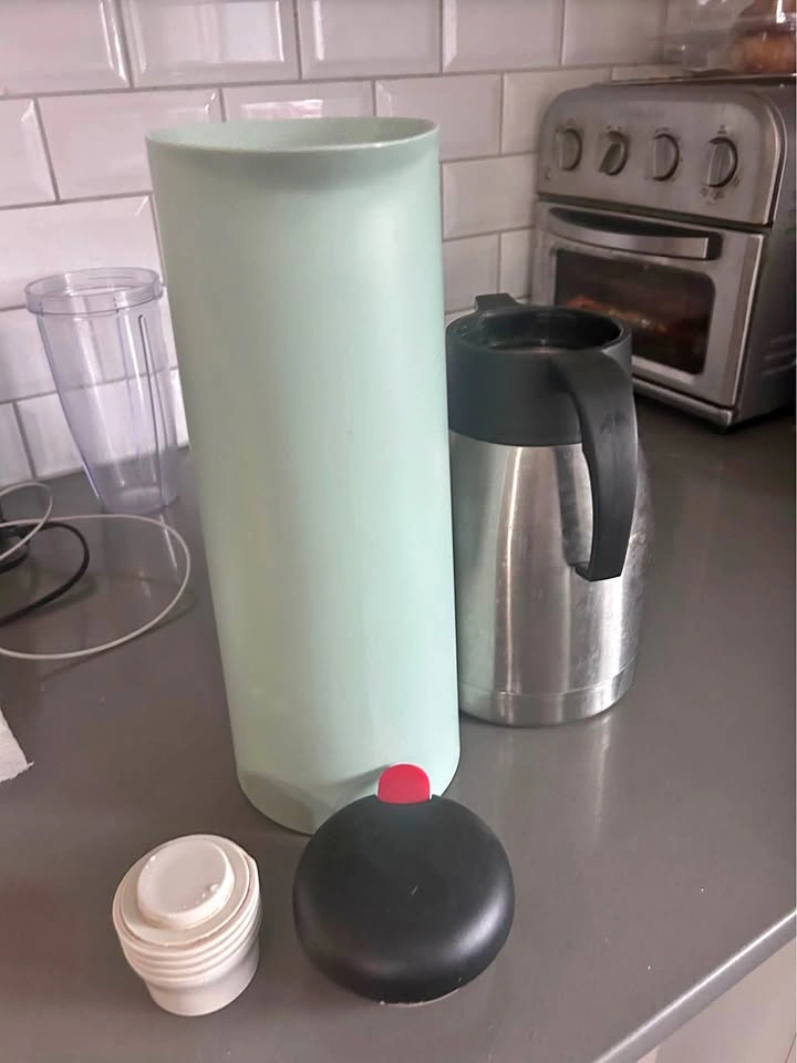 Set of 2 Thermoses / Insulated Pitchers – Mint & Stainless Steel