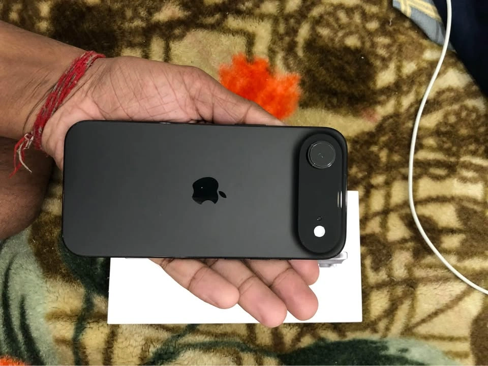 iPhone 17 Air - photo 2