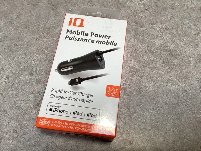 iPhone In-Car Charger ( New )