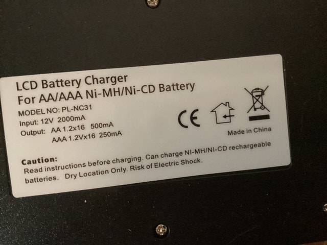 16 Slots Battery Charger - photo 4