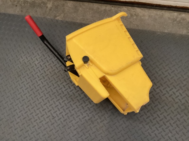 Side Press Wringer - photo 4