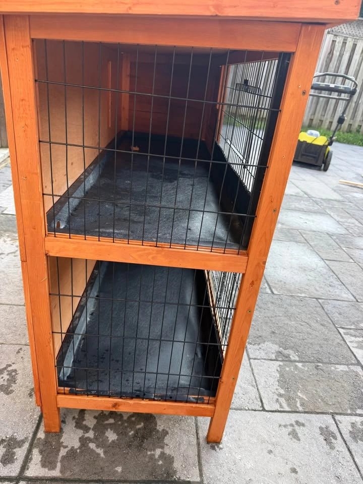 Two-Story Small Pet Hutch - photo 3