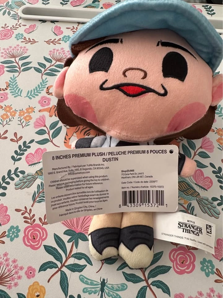 YuMe Stranger Things Dustin 8-Inch Premium Plush - photo 5
