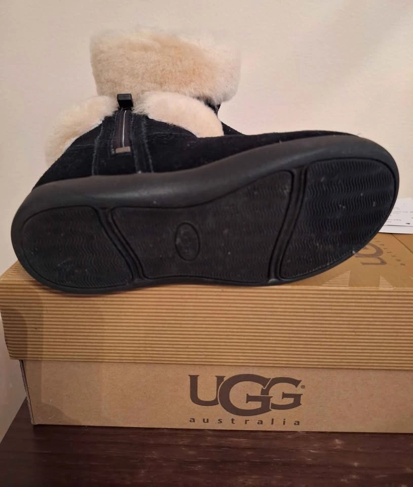 UGG Australia Suede Boots Toddler Jorie II Black Size 10 - photo 4