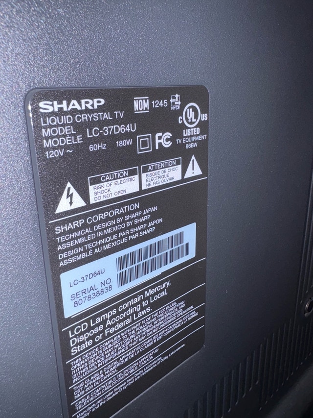 Sharp Aquos 37 inch TV - photo 3