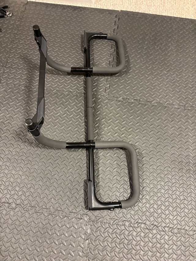 Iron Gym Doorway Pull-Up Bar