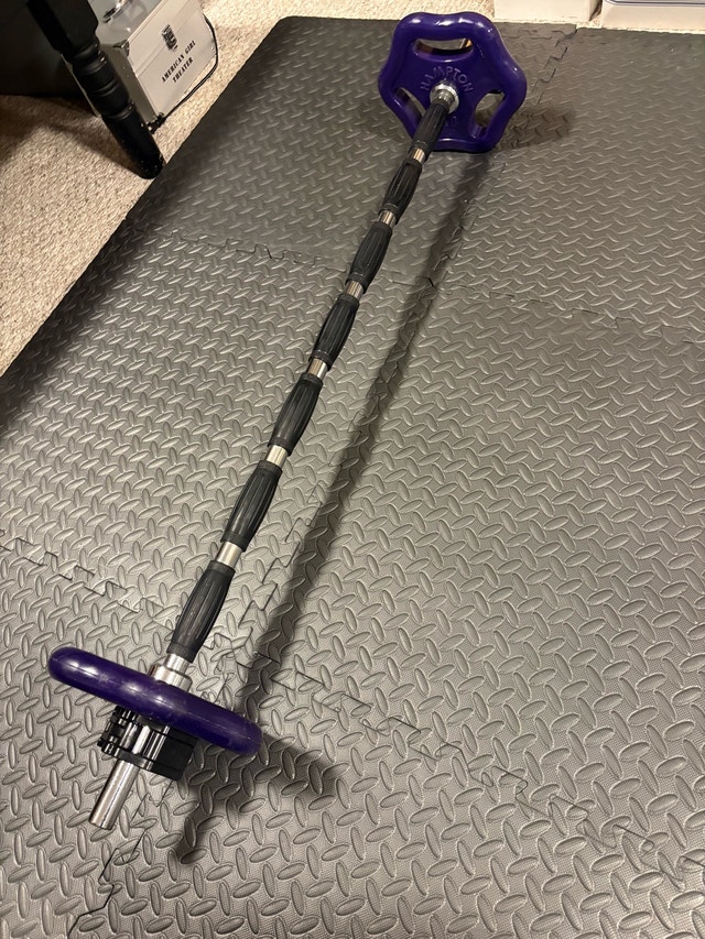 Work out bar, with weights and locks