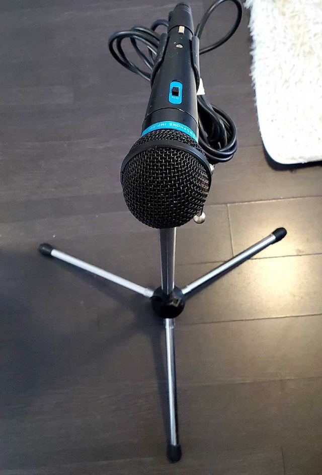 Apex Dynamic Microphone
