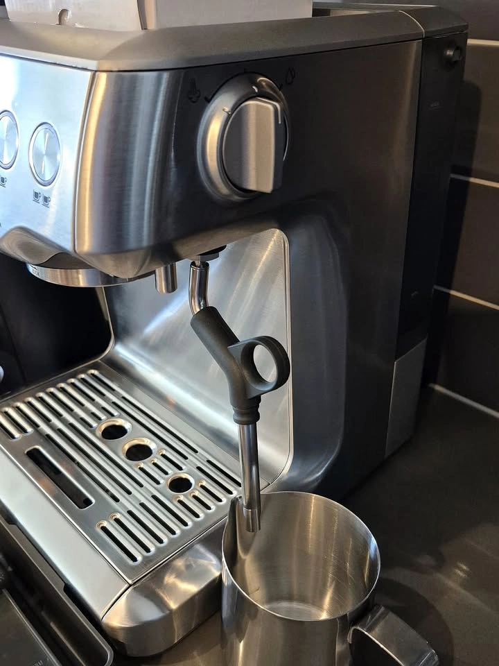 Breville Infuser Espresso Machine and Grinder Combo - photo 4