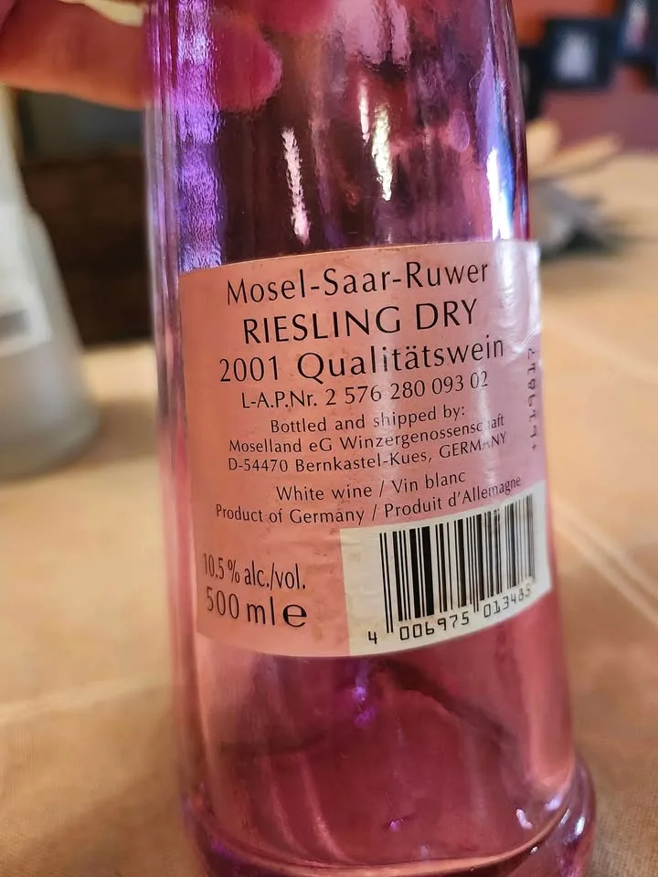 Vintage cat wine bottles (empty) image indicator(2)