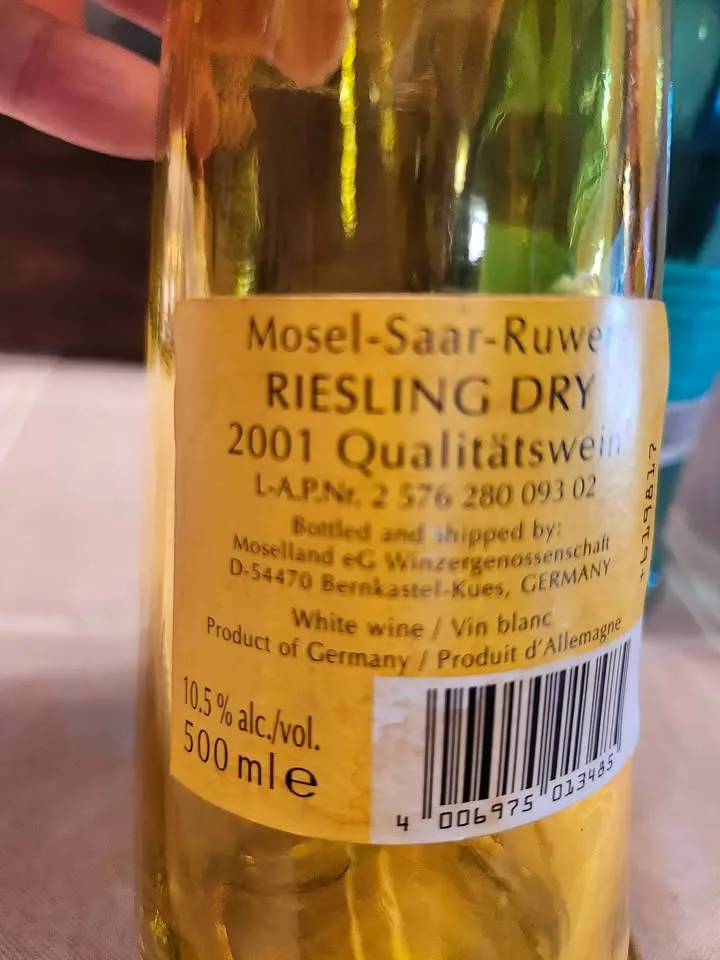 Vintage cat wine bottles (empty) image indicator(5)