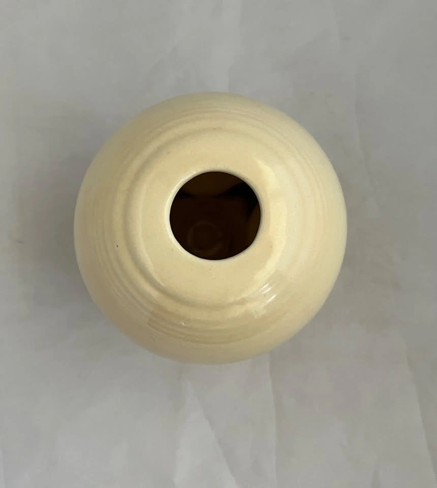 Vintage: Original “Old Ivory” Ball Candle Holder by Fiesta - photo 3
