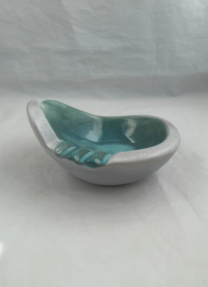 Mid-Century: Sheldon Gants Designed Ashtray for Kroywen Art Cera - photo 3