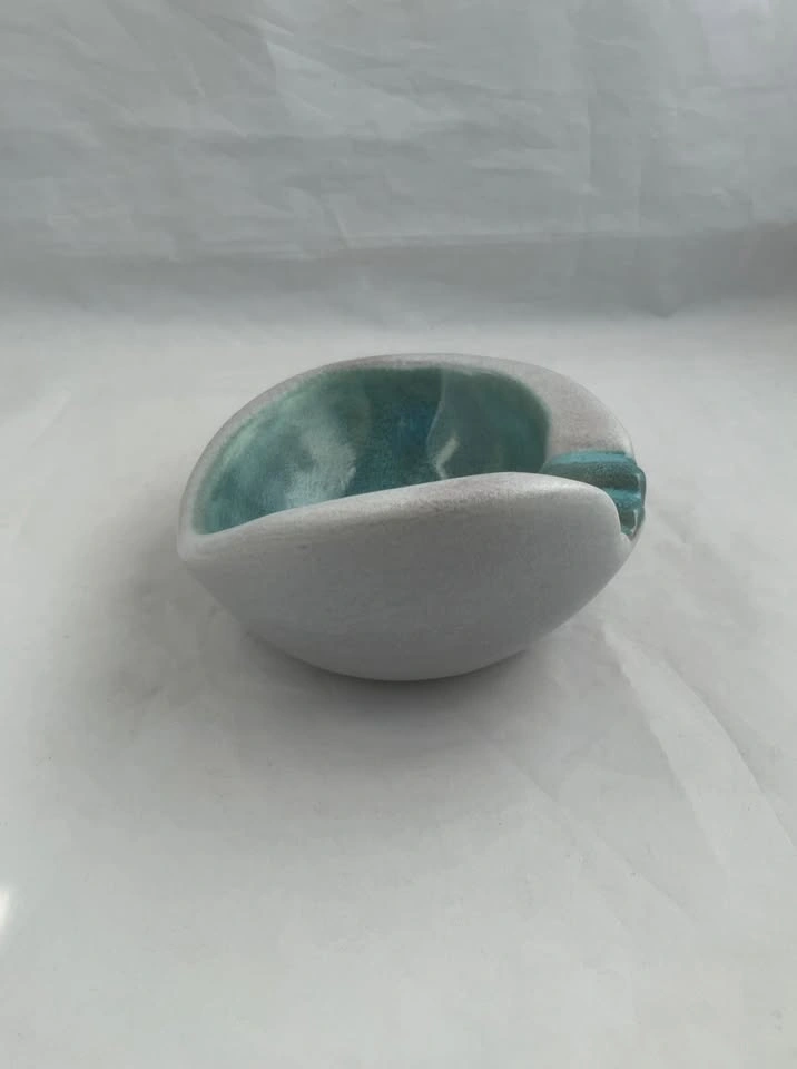 Mid-Century: Sheldon Gants Designed Ashtray for Kroywen Art Cera - photo 4