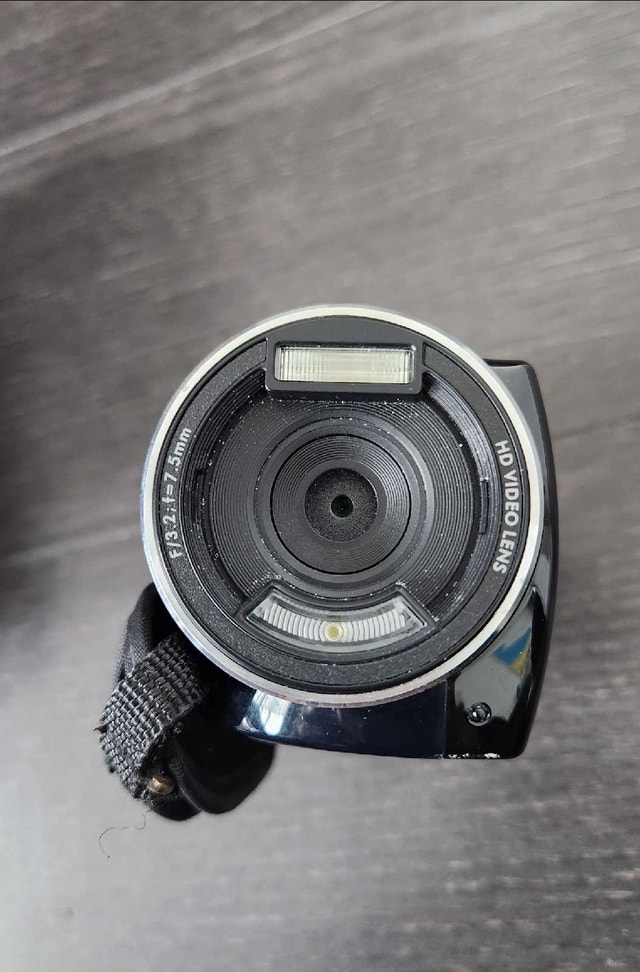 HP Camcorder V5061u Working Condition - photo 3