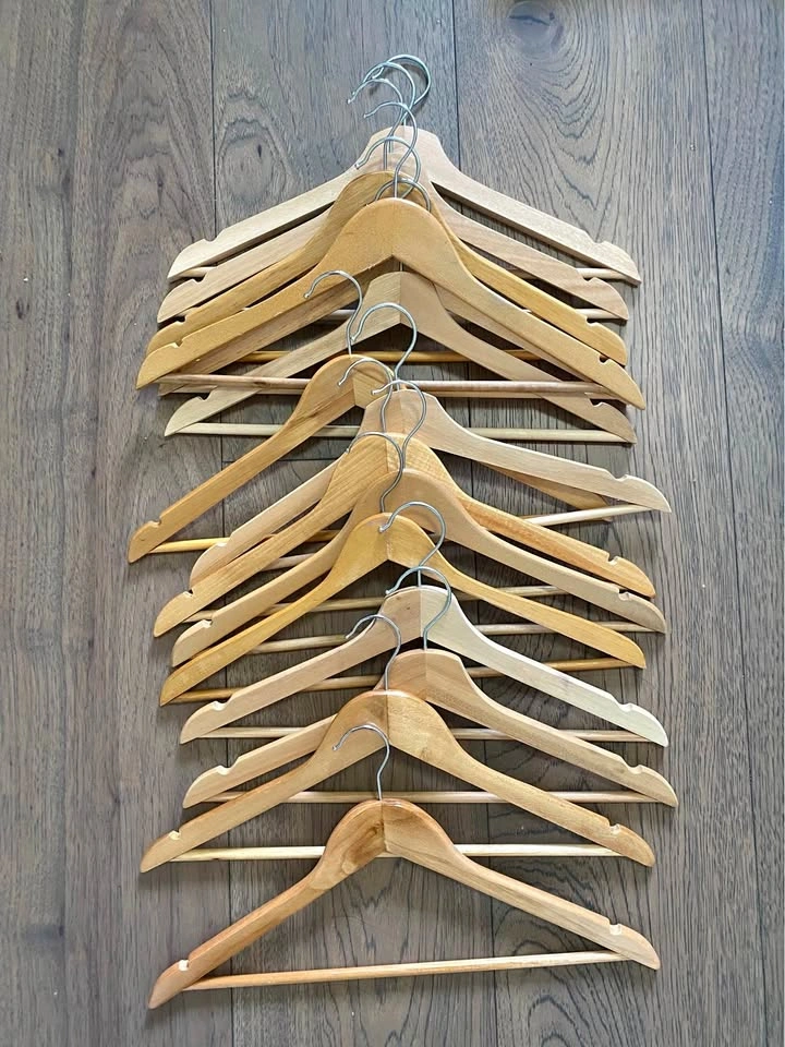 Hanger Wooden Steel 15 pcs