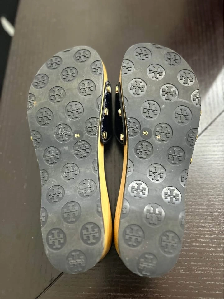 Tory Burch Dixon Patent Calf Sandals - photo 2