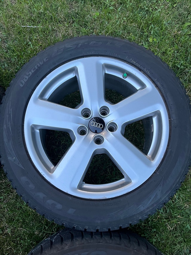 18” Audi Q3 VW Tiguan OEM Winter Tire Toyo GSI6 235/55-18 - photo 4