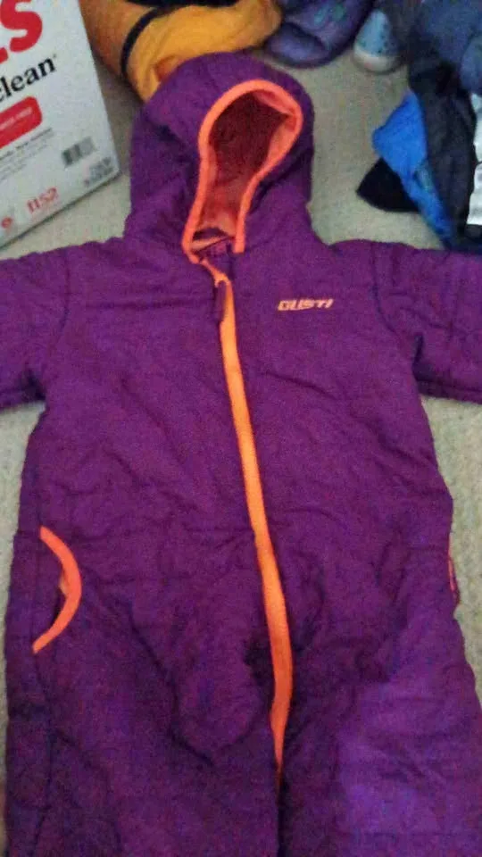 Gusti Onsie thumbnail