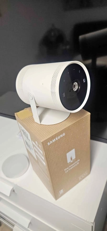 Samsung Freestyle Projector Mint Condition