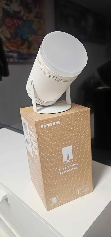 Samsung Freestyle Projector Mint Condition - photo 2