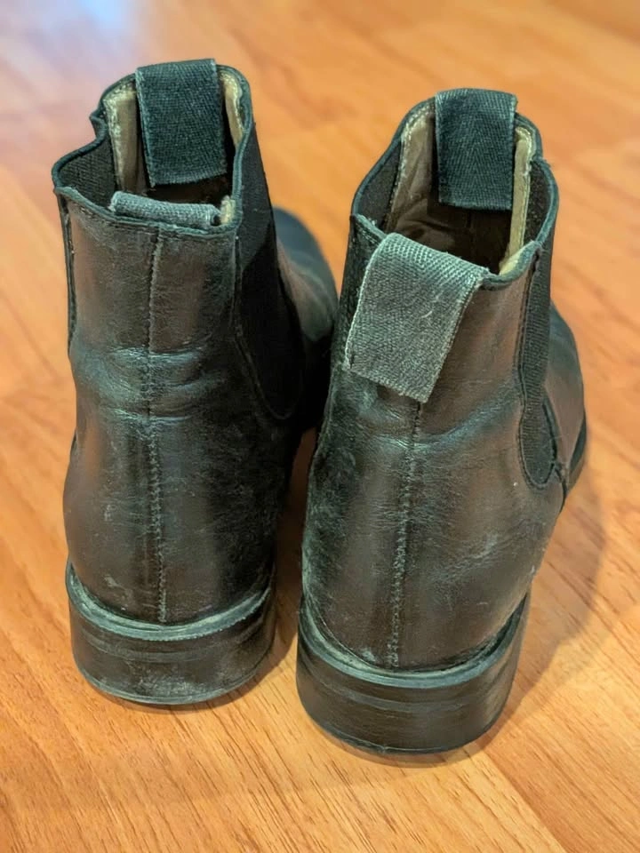 Black Leather Chelsea Boots (EU36) - photo 4