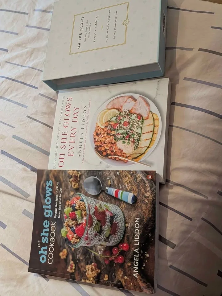 Angela Liddon Oh She Glows Cookbook Box Set - photo 2