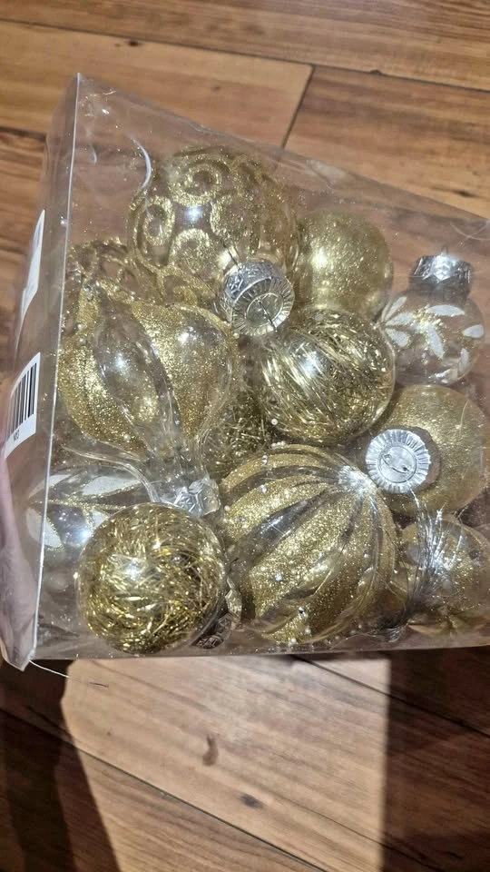 Xmas balls new