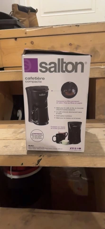 Salton Compact Coffee Maker - photo 2