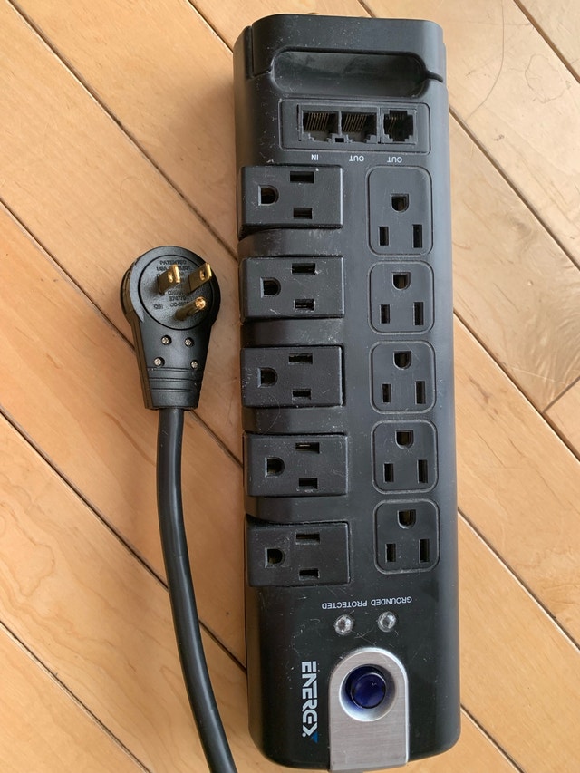 EnerGX 10-Outlet Surge Protector - photo 3