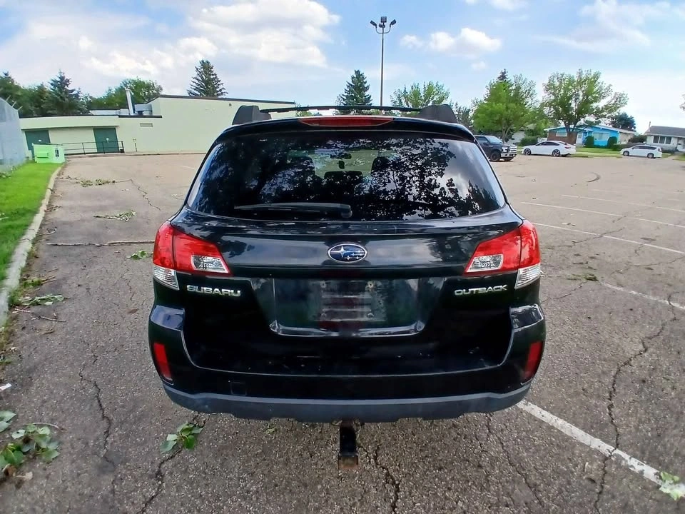 2011 Subaru Outback - photo 4