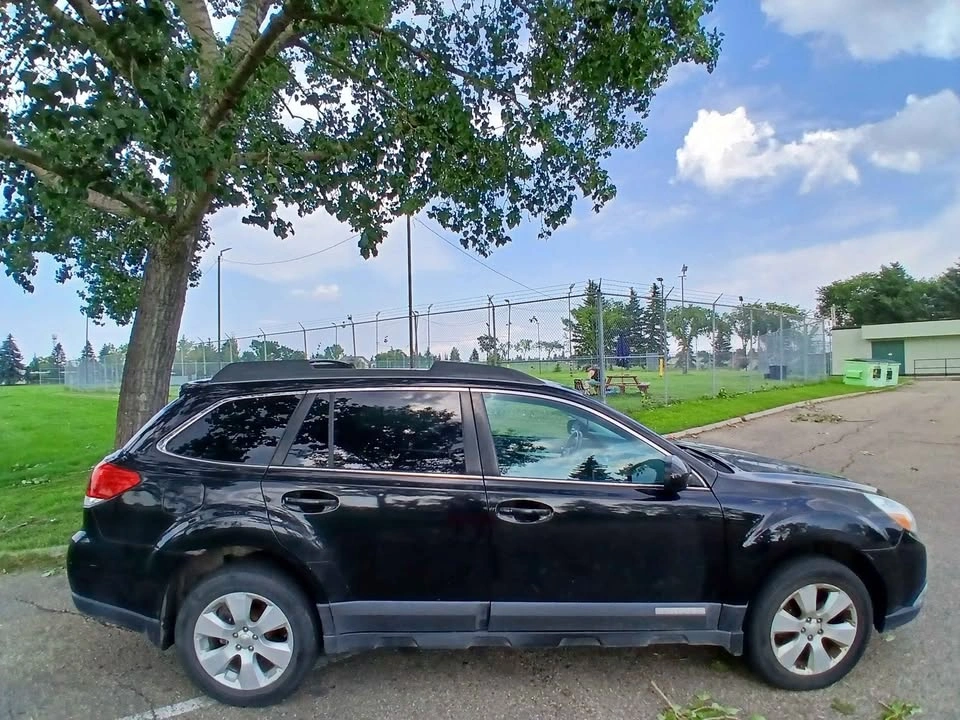 2011 Subaru Outback - photo 5