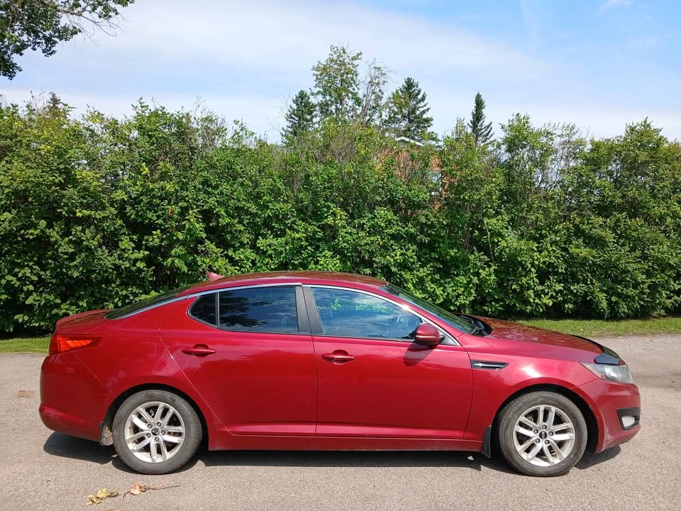 2012 Kia Optima - photo 2