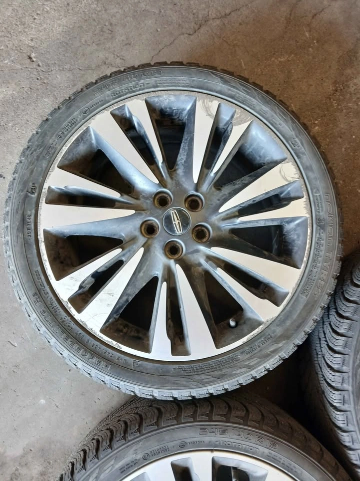 Set of 5x108 Lincoln Rims on 245/40R19 Nokian Winter Tires - photo 5
